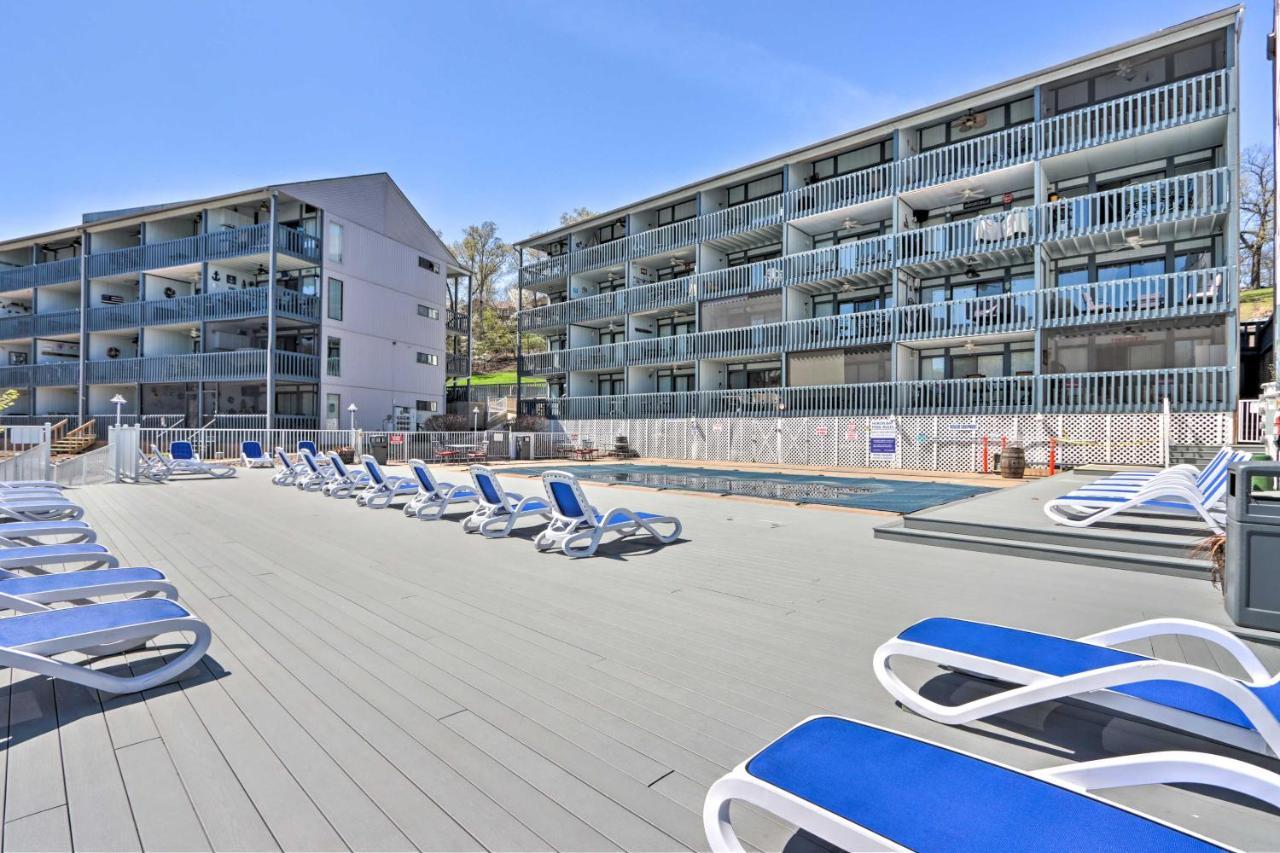 Osage Beach Condo With Lake Of The Ozarks Views Eksteriør billede
